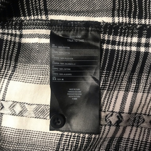 NWT - Volcom Sano Days Shirt Size Small - NEW!! - Picture 7 of 7